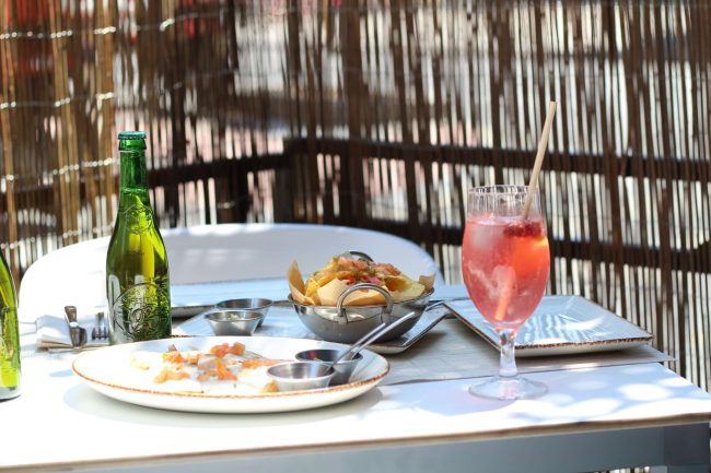 comer en terraza en madrid Terraza de Cafe Late Madrid en Verano