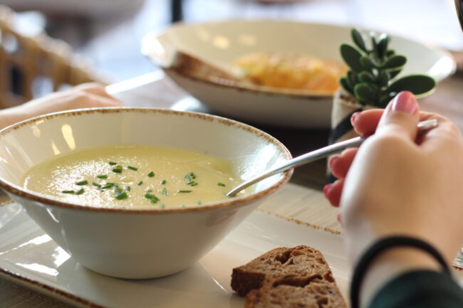 Come saludable en cafe late Come saludable en cafe late